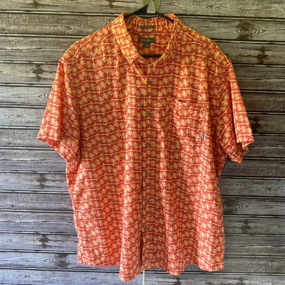 Eddie Bauer Short-Sleeved Button-Down Shirt‎ Size XL Classic Fit Fox Print Logo
